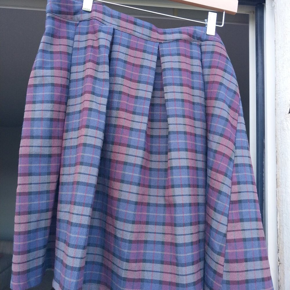 NWT Size 2X Skirt Umbrella Academy Plaid Hot Topic